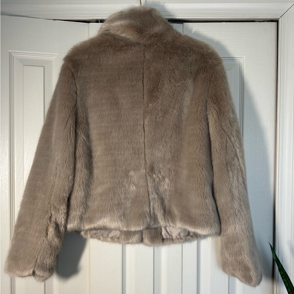 New Look by ASOS Faux Fur Coat - Picture 3 of 6